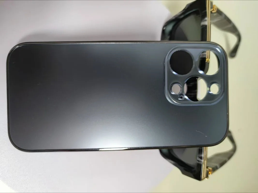 This is a very beautiful mobile phone case.
